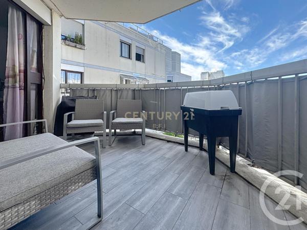 Appartement F4 à vendre  4 pièces - 83,02 m2 NOISY LE GRAND - 93