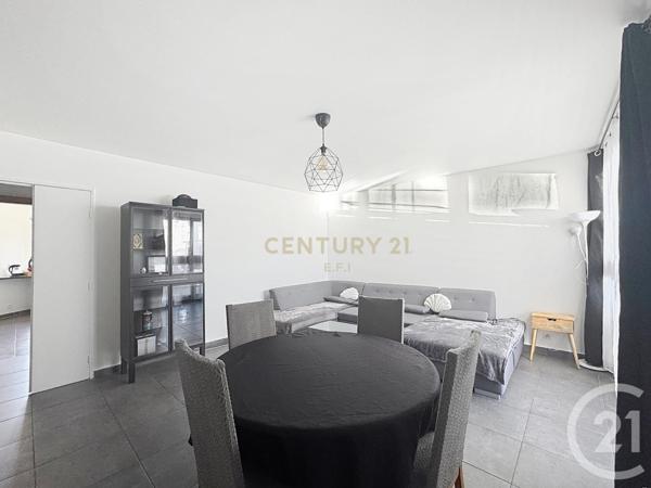 Appartement F4 à vendre  4 pièces - 83,02 m2 NOISY LE GRAND - 93