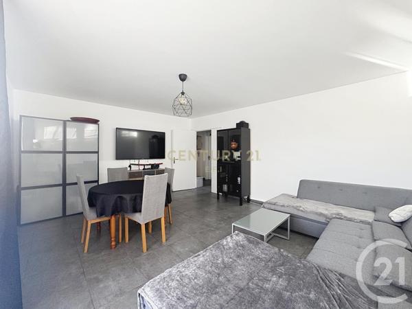 Appartement F4 à vendre  4 pièces - 83,02 m2 NOISY LE GRAND - 93