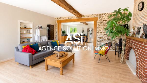 Maison Montsurs 8 pièce(s) 254 m2
