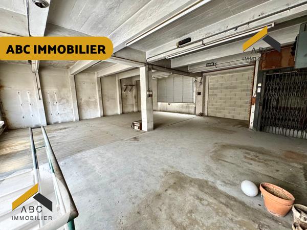 Orange (84100) Immeuble de rapport centre-ville d'Orange