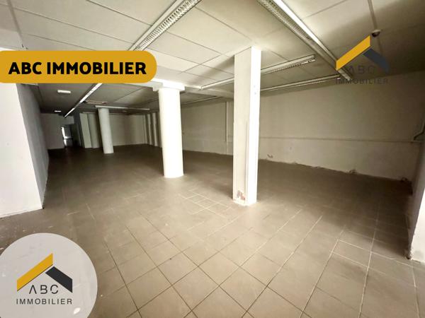 Orange (84100) Immeuble de rapport centre-ville d'Orange