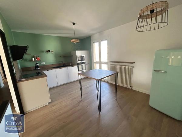 Location appartement 3 pièces de 93.03m²