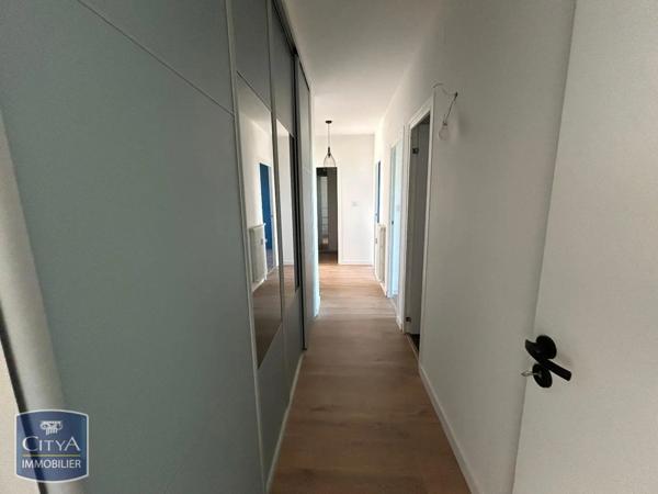 Location appartement 3 pièces de 93.03m²