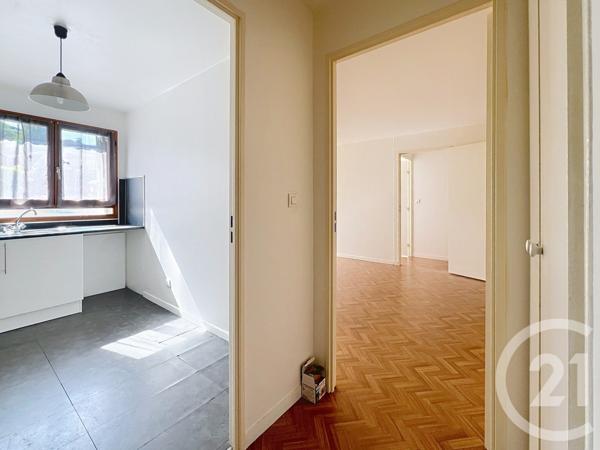Appartement F3 à vendre  3 pièces - 56 m2 MONTEREAU FAULT YONNE - 77