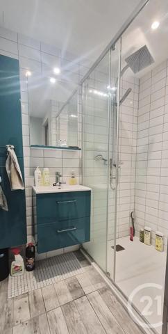 Maison à vendre  4 pièces - 131 m 2   MONTLUCON  - 03