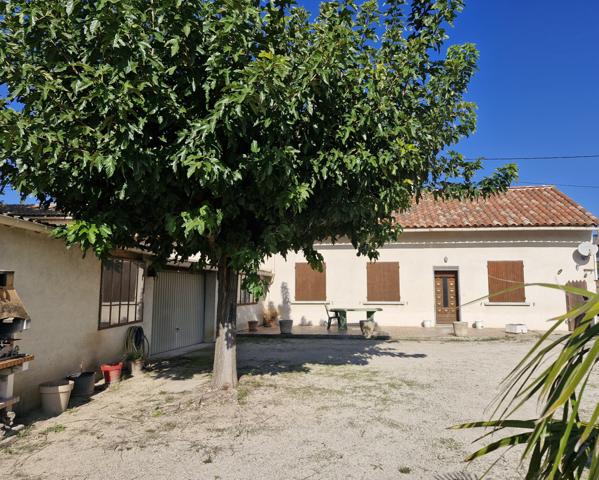 Courthézon (84350) Maison plain pied avec terrain