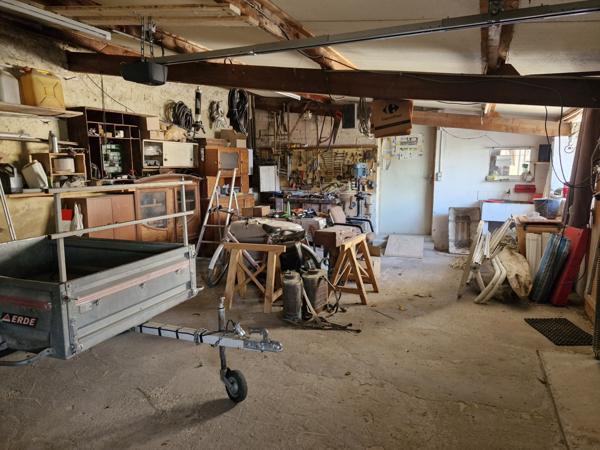 Courthézon (84350) Maison plain pied avec terrain