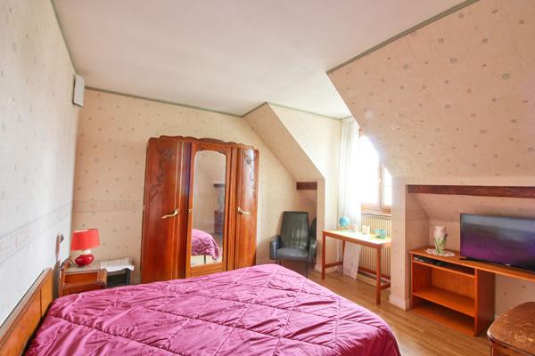 Pavillon non mitoyen bien agencé