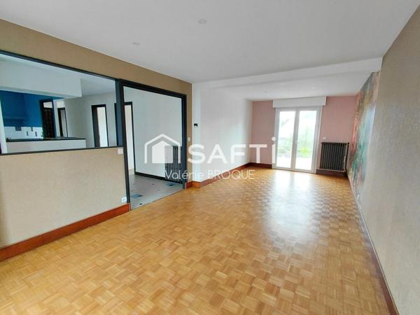 Maison rénovée deux chambres sur sous-sol total