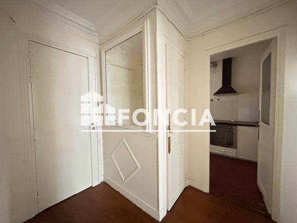 Location Appartement 2 pièces 40.15 m² - 16 RUE GANNERON Paris 75018