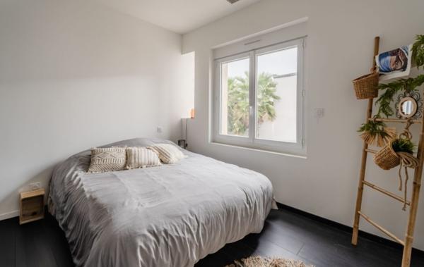 Vente Villa Villa de plain-pied avec piscine rénové(e) Agde   