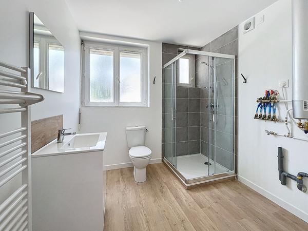 Valence, avenue de l'Yser, T3 refait à neuf de 58,31m²