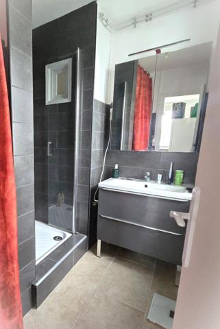 Maison T4 plein pied sur un terrain de 1152m² avec dépendance et garage