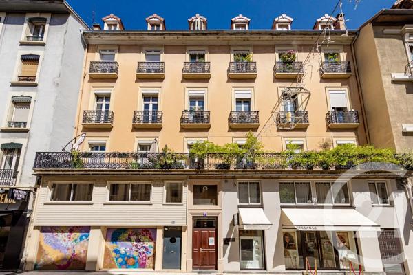 Appartement T4 à vendre  4 pièces - 84,89 m 2   FONTAINE  - 38