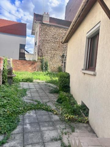 Maison Le Bourget 3 pièce(s) 108m2 HABITABLES - 117m2 Surface totale