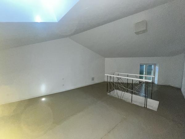 Maison de village 75m² - jardin et dépendances