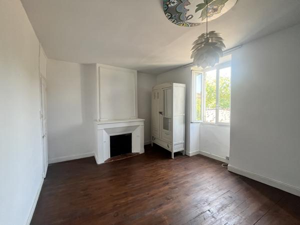 Maison de village 75m² - jardin et dépendances