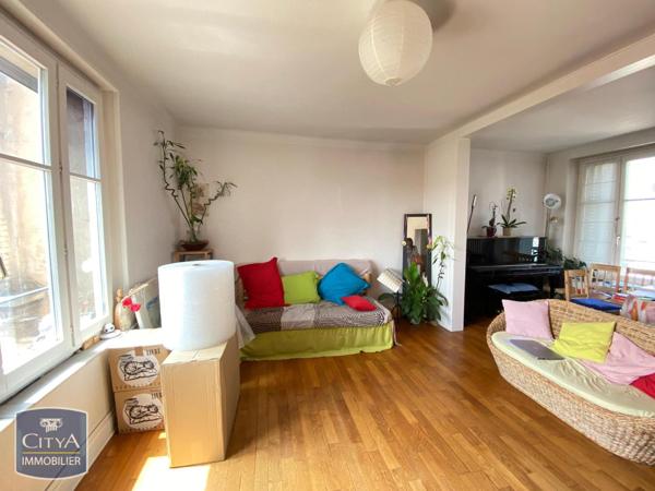 Appartement à louer 4 pièces 93.85m²