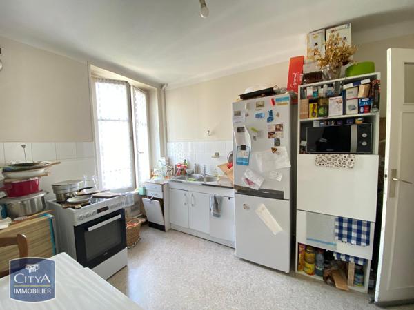 Appartement à louer 4 pièces 93.85m²