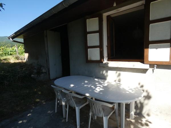MAISON  AVEC DEPENDANCE TERRAIN 20000 M2