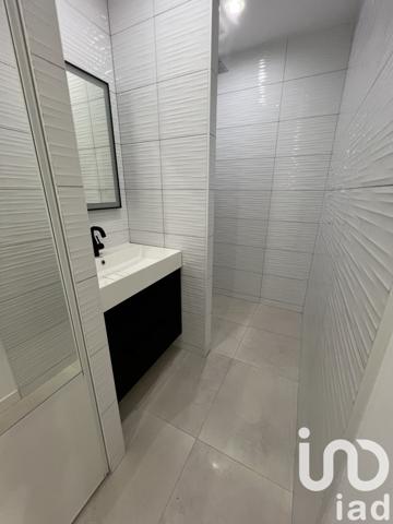 Maison à vendre 7 pièces 177 m² Saint-Barthélemy-d'Anjou