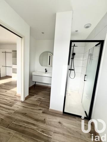 Maison à vendre 7 pièces 177 m² Saint-Barthélemy-d'Anjou