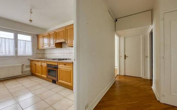 Appartement à vendre    3 pièces • 59,80 m2 Roissy-en-Brie