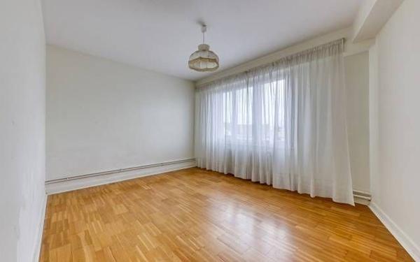Appartement à vendre    3 pièces • 59,80 m2 Roissy-en-Brie