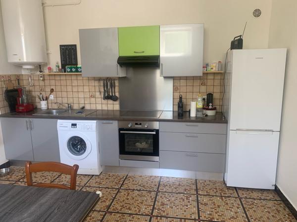 Pau (64000) PAU (64) Entre TOTAL et AUCHAN , Appt T3 d’environ 90m2 en rdj avec Dépendances d’environ 5