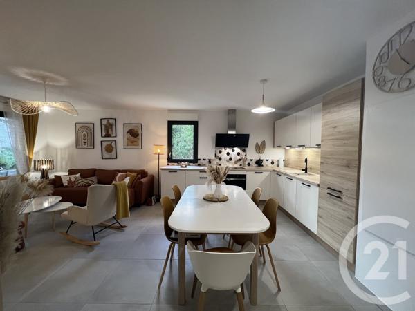 Appartement F3 à vendre  3 pièces - 71,04 m2 COGOLIN - 83