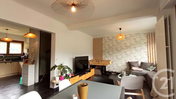 Appartement F4 à vendre  4 pièces - 67,67 m 2   LA ROCHETTE  - 73