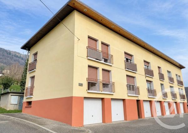 Appartement F4 à vendre  4 pièces - 67,67 m 2   LA ROCHETTE  - 73