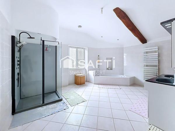 Superbe propriété familiale avec dépendances, terrain divisible et nombreuses possibilités