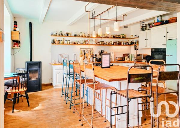 Maison 6 pièces de 134 m² à Quettreville-sur-Sienne (50660)