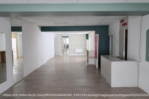 Immeuble 6 pièce(s) 214 m2 ,