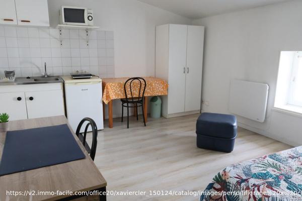 Immeuble 6 pièce(s) 214 m2 ,