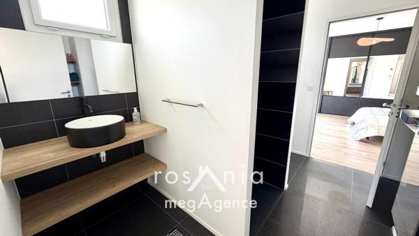 Maison à TALMONT-SAINT-HILAIRE, 85440 - 6 pièces 245m²