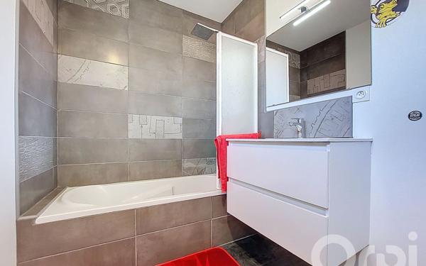 Maison à vendre    6 pièces •  Canohès