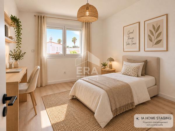 À vendre à Canet-en-Roussillon : Appartement 4 pièces en dernier étage avec garage et parking.