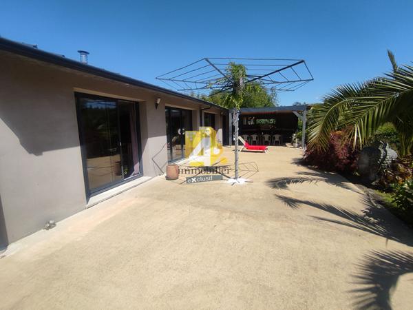 Maison - 5 pièces - 183 m²