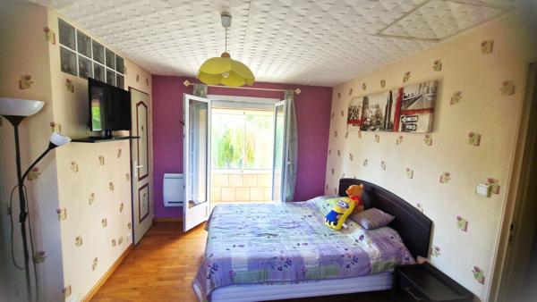 Maison à vendre à Combs-la-Ville - 4 chambres - 360 000 