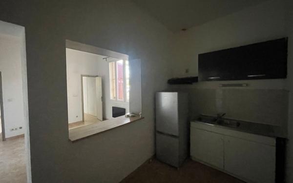 Maison à vendre    14 pièces •  Le Pontet