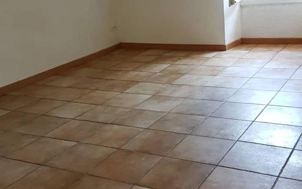 Maison à vendre    14 pièces •  Le Pontet