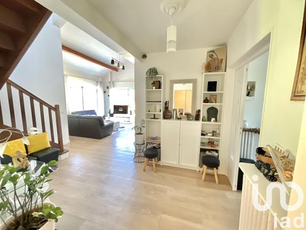 Maison à vendre 8 pièces 172 m² Sainte-Geneviève-des-Bois