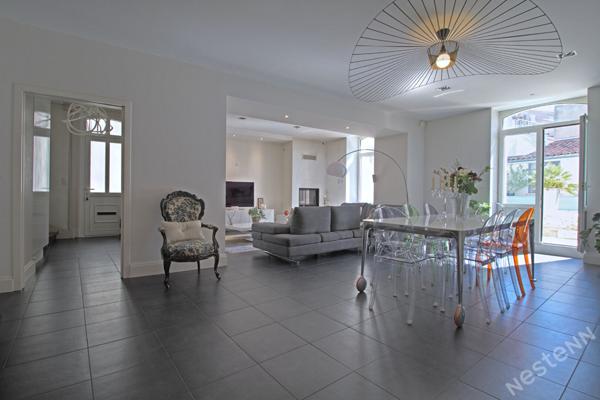 AGEN - Maison de caractère de 215 m² rénovée avec jardin, piscine et garage quartier CARNOT.