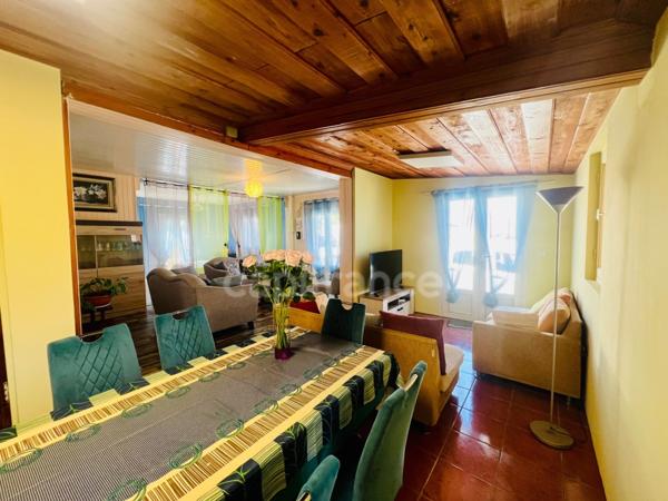 Maison à vendre 5 pièces LES MAKES (974)