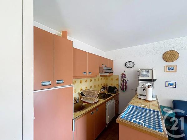 Appartement T2 à vendre  2 pièces - 40,75 m 2   CAVALAIRE SUR MER  - 83