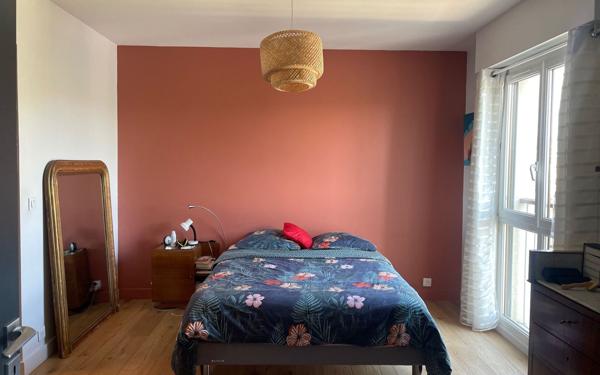 Appartement à vendre    4 pièces • 141,42 m2 Champigny-sur-Marne