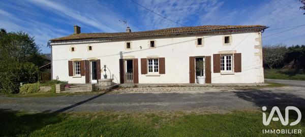 Maison à vendre 5 pièces 236 m² Saint-Bonnet-sur-Gironde